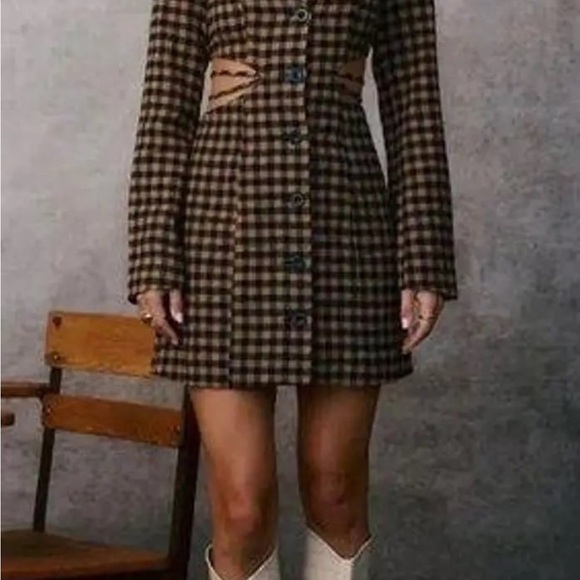 12th Tribe flannel blazer‎ dress with cutout sides. Size small. New with tags - Picture 6 of 8